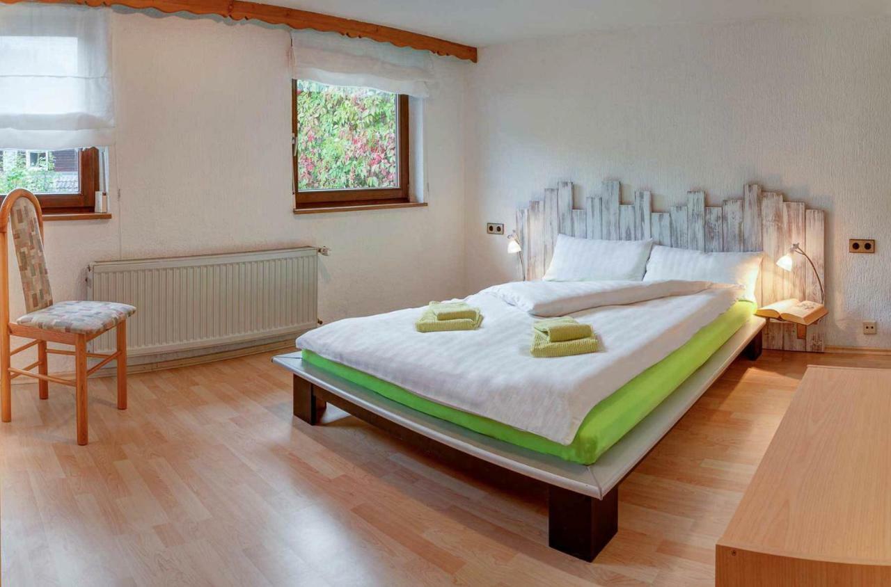 Апартаменты Haus Am Bergle Лаутербах Экстерьер фото